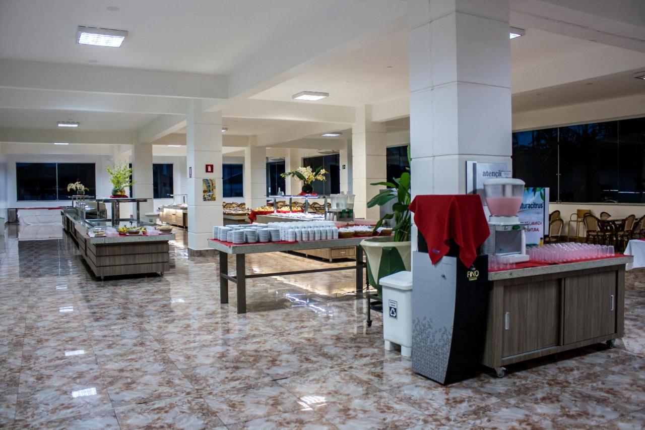 Lacqua Diroma Hotel Com Parque Aquatico 24 Horas Caldas Novas Exterior photo